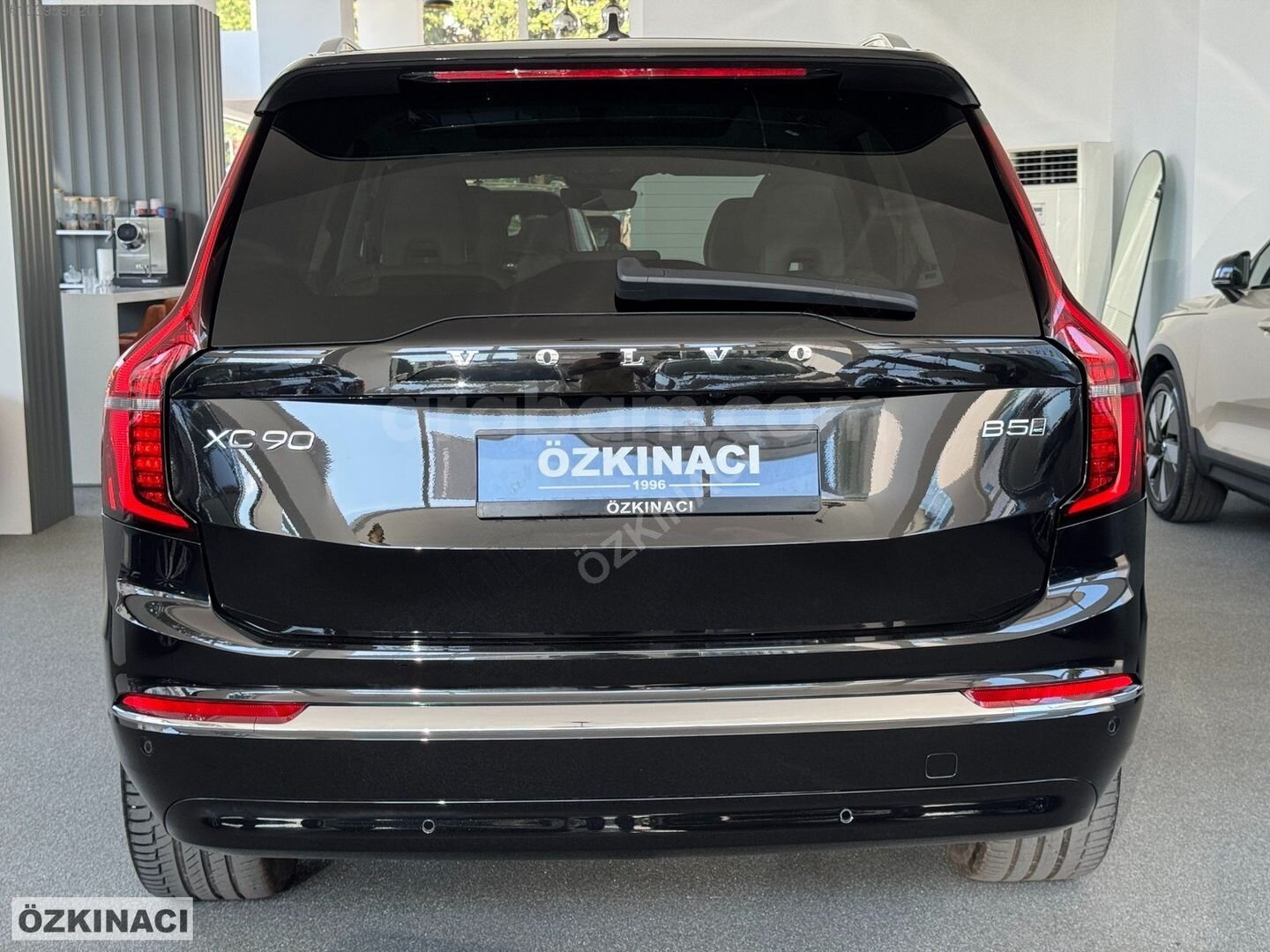 ÖZKINACI'DAN 2025 VOLVO XC90 B5 PLUS BRIGHT %20KDV-KARTA TAKSİT 7