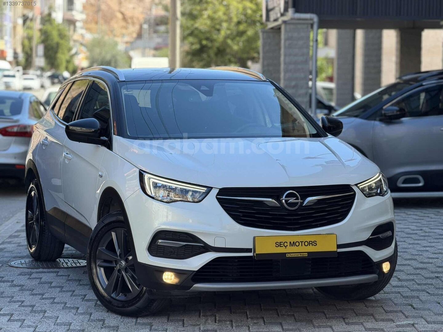 Galeriden Opel Grandland X 1.2 T Enjoy Black Edition 2020 Model Gümüşhane 136.000 km Beyaz 4