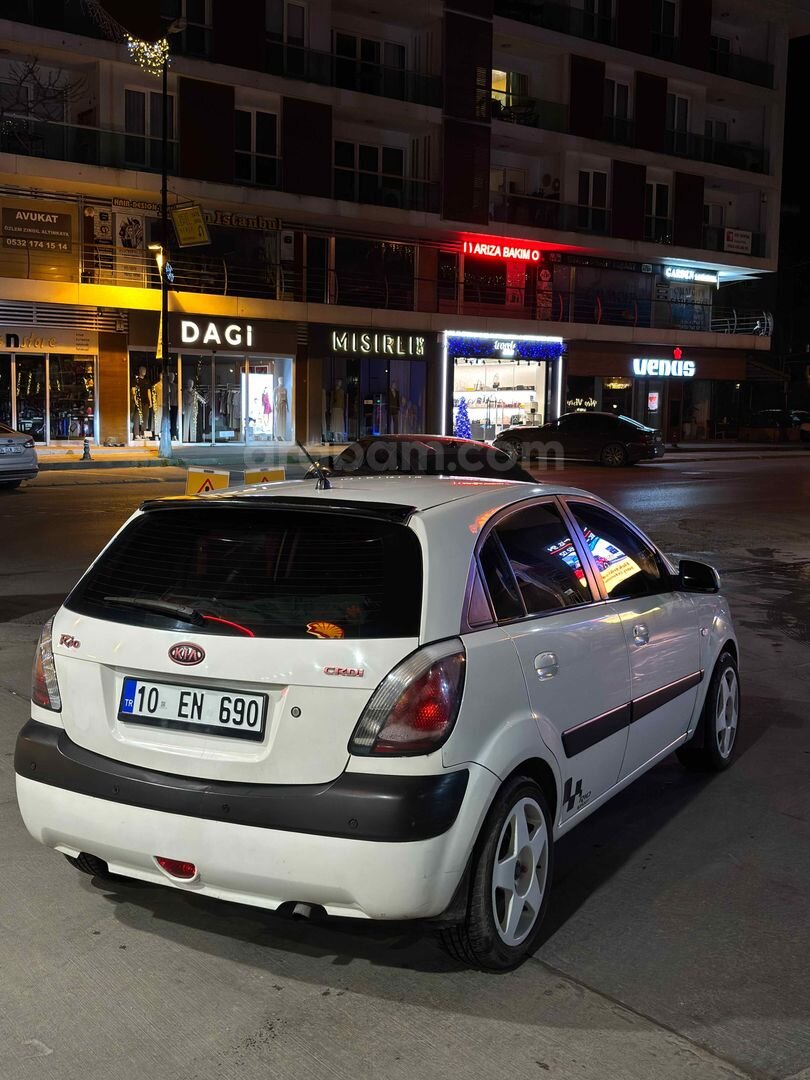 Sahibinden Kia Rio 1.5 CRDi EX Comfort 2007 Model 5