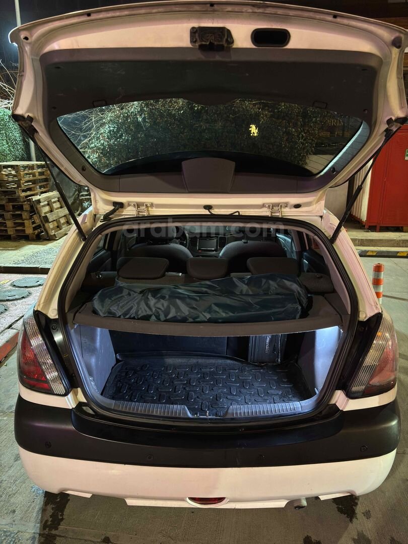 Sahibinden Kia Rio 1.5 CRDi EX Comfort 2007 Model 7