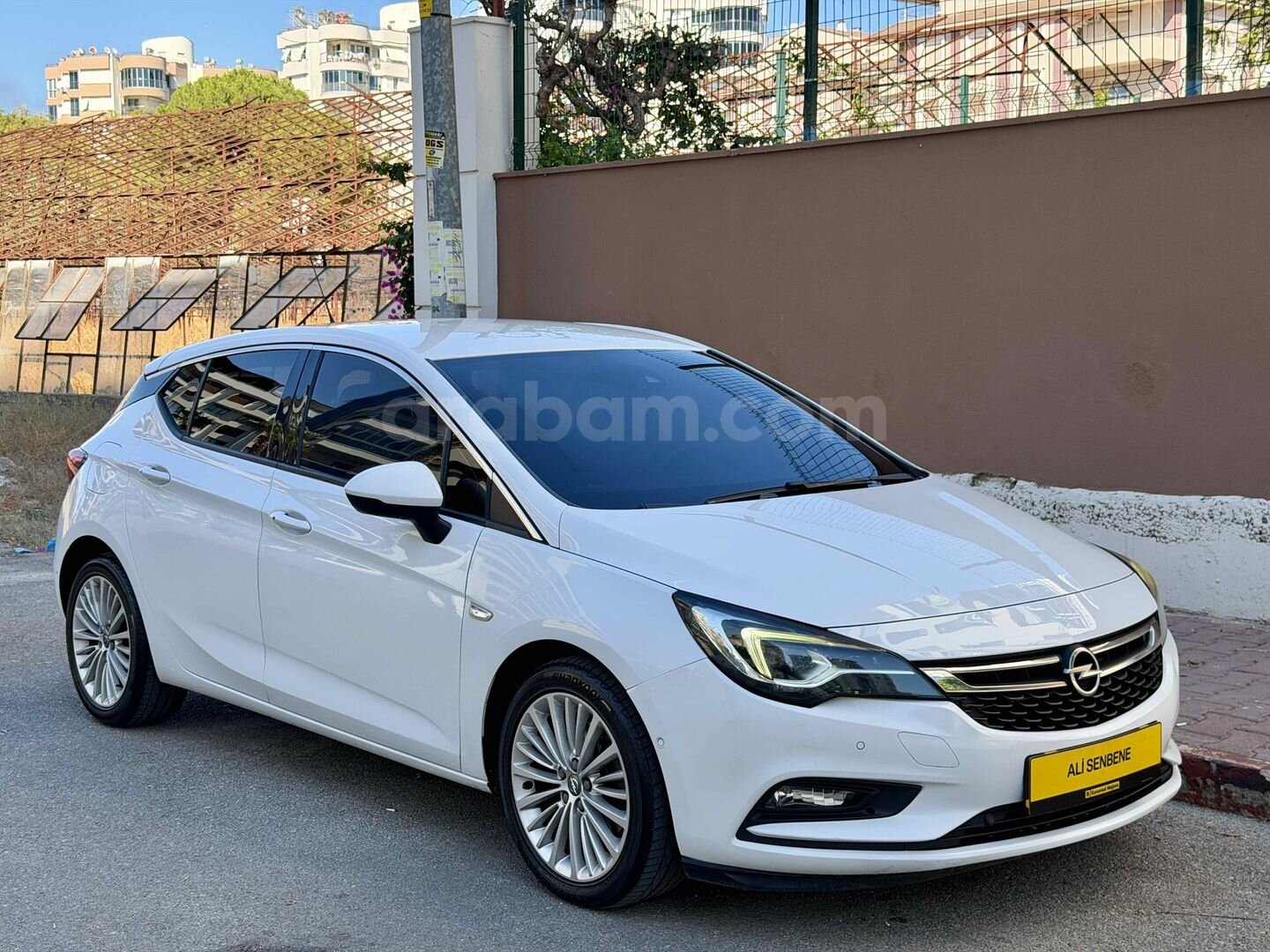 Galeriden Opel Astra 1.6 CDTI Excellence 2016 Model Antalya 199.000 km Beyaz 2