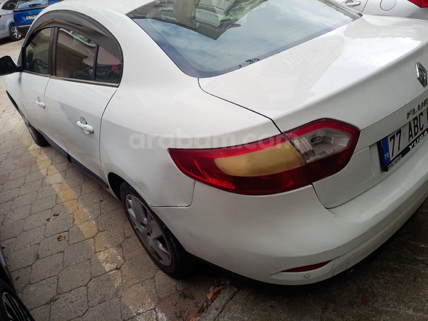 Sahibinden Renault Fluence 1.5 dCi Joy 2013 Model İstanbul 278.000 km Beyaz 4