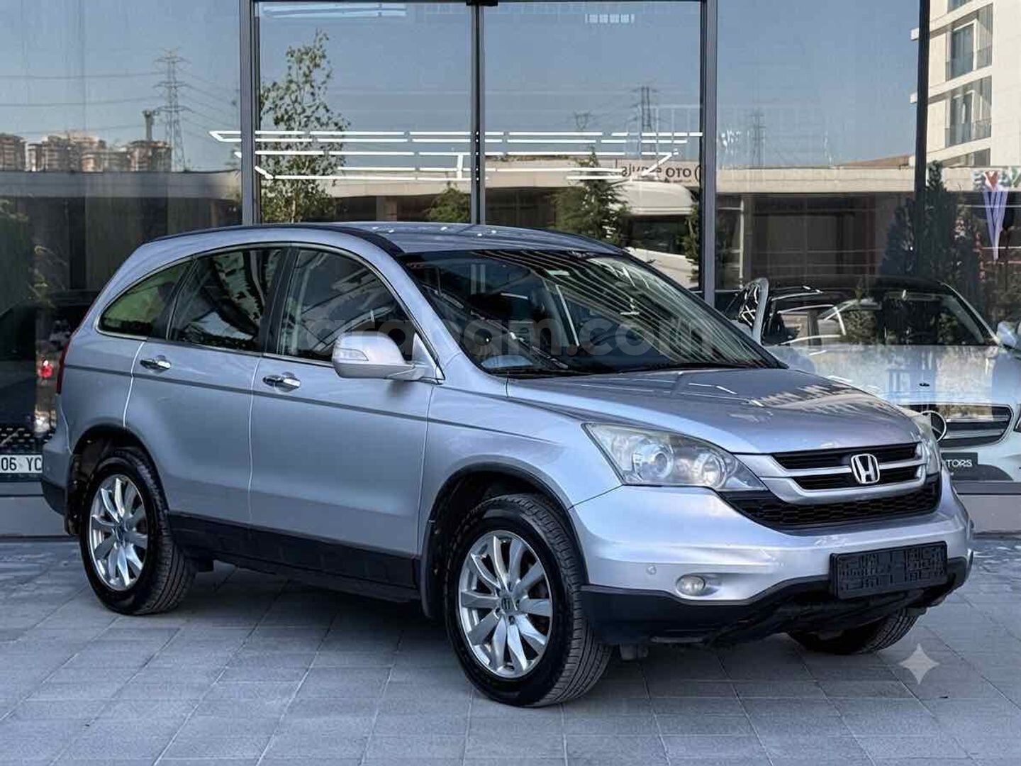 Sahibinden Honda CR-V 2.0i Elegance 2011 Model 2