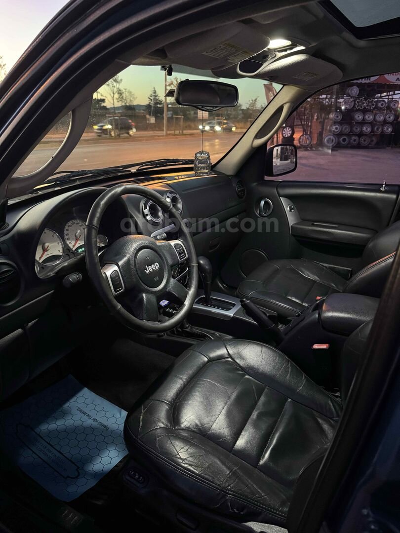 JEEP CHEROKEE 3.7 V6 BAKIMLI ve SORUNSUZ 6