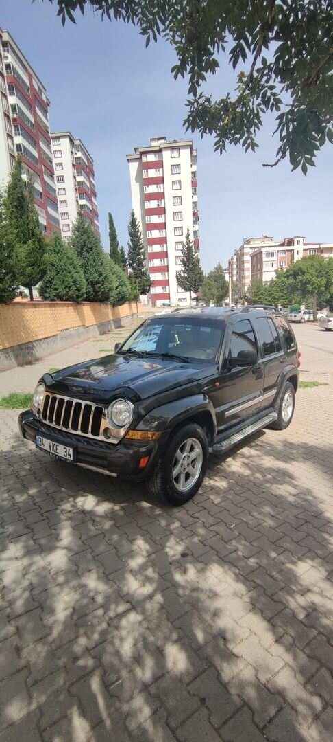 Sahibinden Jeep Cherokee 2.8 CRD Limited 2006 Model 3