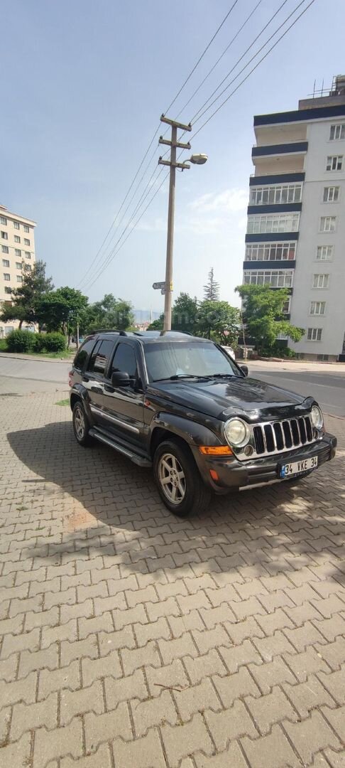 Sahibinden Jeep Cherokee 2.8 CRD Limited 2006 Model 2