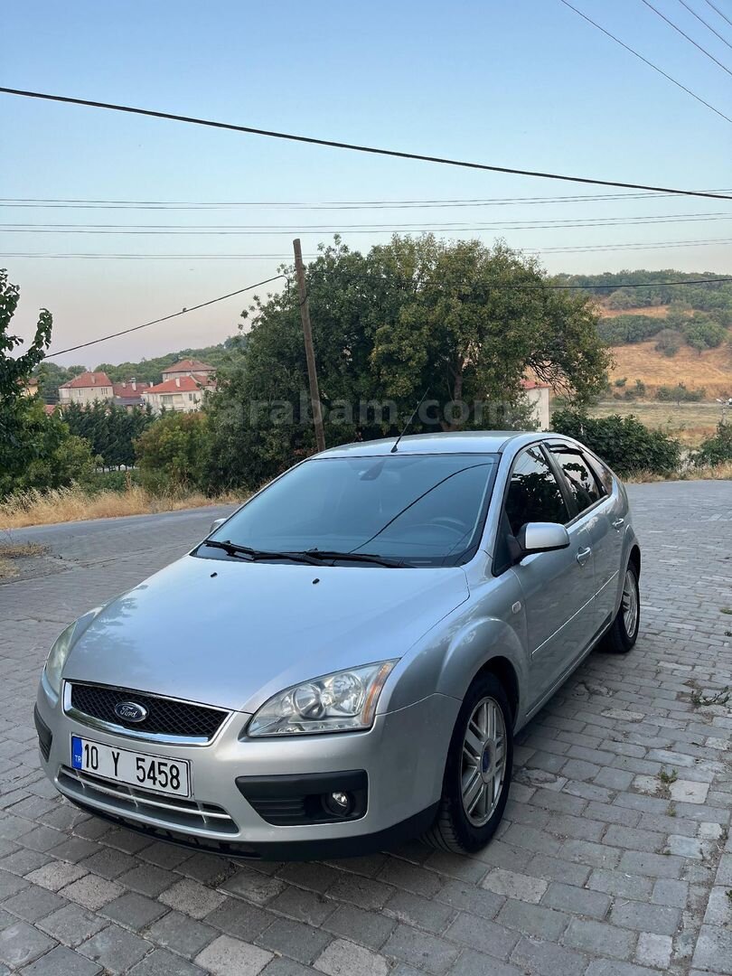 Sahibinden Ford Focus 1.6 Ghia 2006 Model 188.888 km Gri (Gümüş) 5