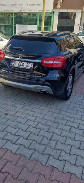 Sahibinden Mercedes - Benz GLA 180 CDI AMG 2016 Model 136.000 km Siyah