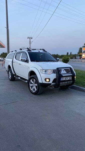 Sahibinden Mitsubishi L 200 4x2 Invite 2012 Model 263.000 km Beyaz
