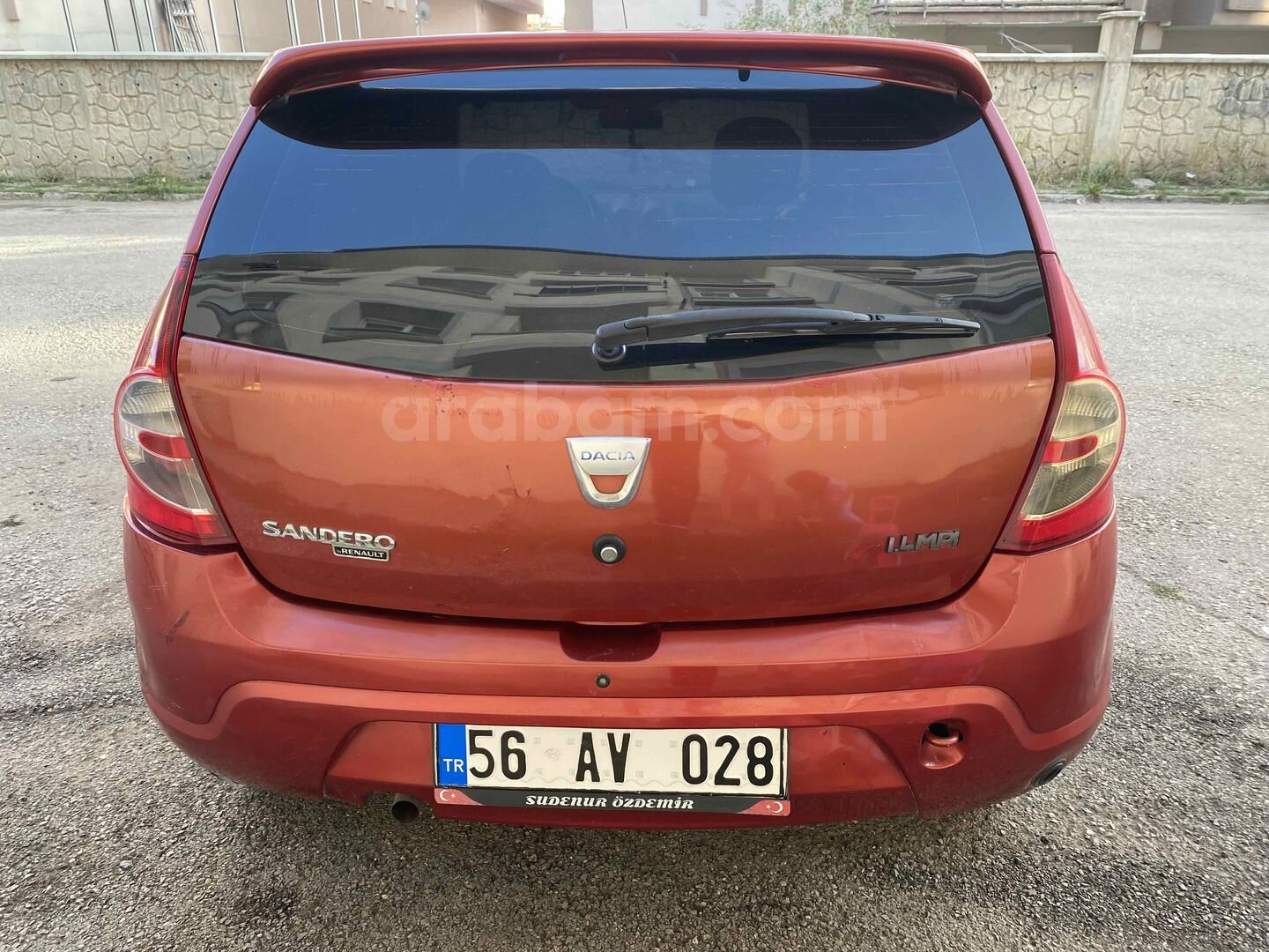 Sahibinden Dacia Sandero 1.4 Ambiance 2009 Model 200.000 km Kırmızı 1