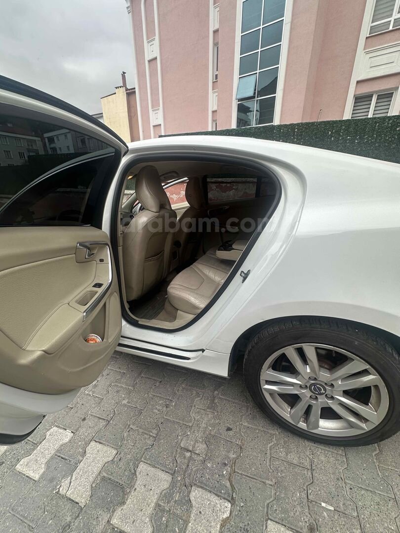 Sahibinden Volvo S60 2.0 D Premium 2011 Model 7
