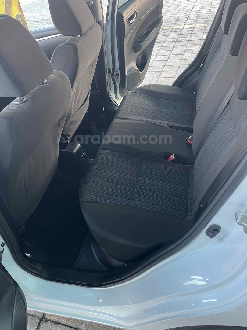 Sahibinden Suzuki Swift 1.2 GL 2013 Model 3