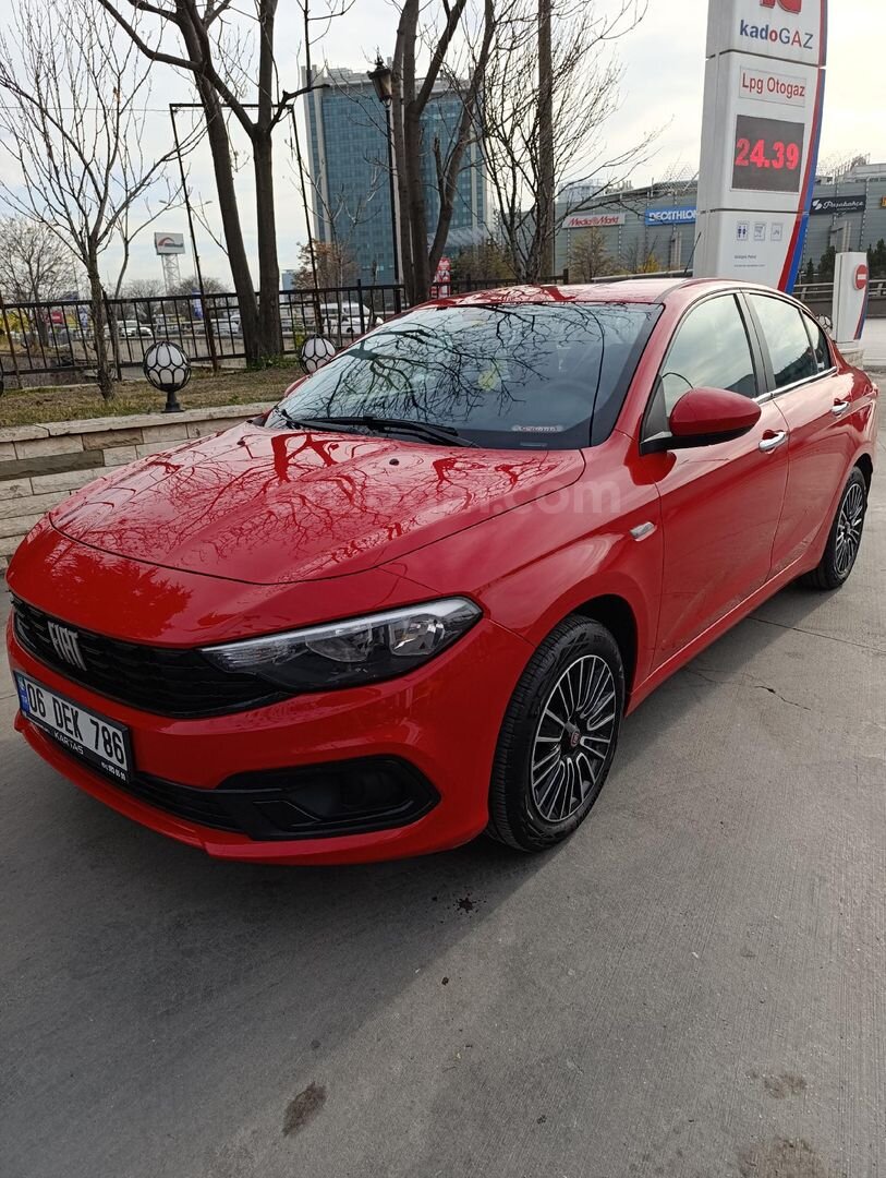 Sahibinden Fiat Egea 1.4 Fire Easy 2022 Model Ankara 51.000 km Kırmızı 1