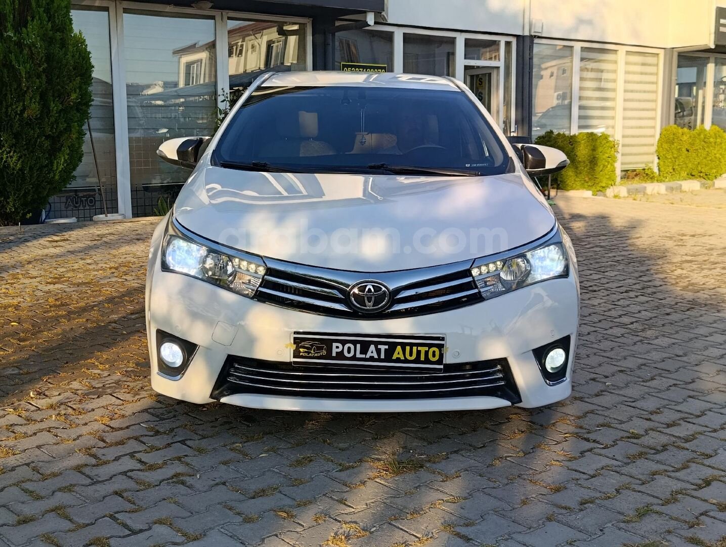 Galeriden Toyota Corolla 1.4 D-4D Premium 2015 Model Van 182.000 km Beyaz 1