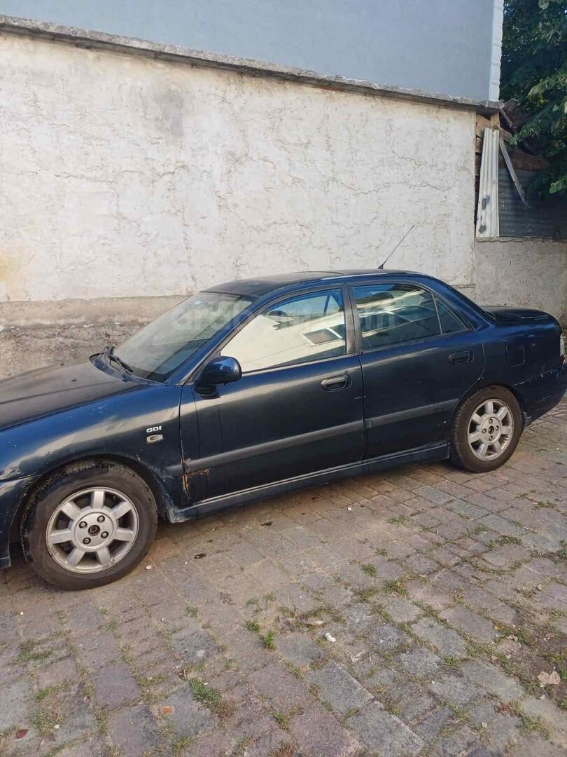 MOTORU VE MUAYENESİ YENİ CARİSMA 2000 2