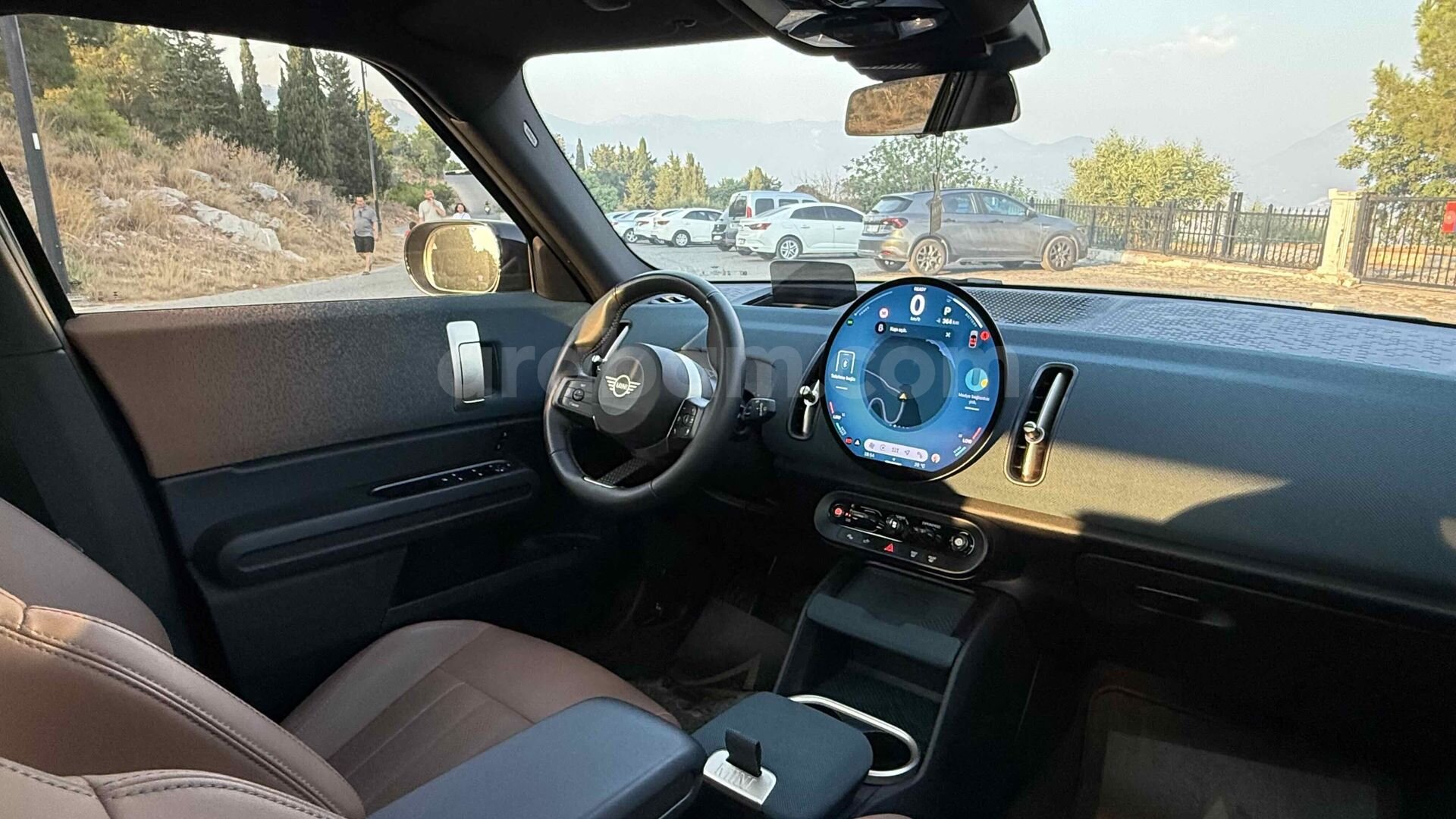 Sahibinden Mini Countryman E Favoured 2024 Model 35.000 km Siyah 7