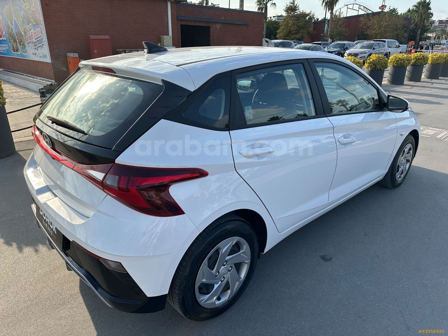 Galeriden Hyundai i20 1.0 T-GDI Jump 2026 Model İstanbul 15.000 km Beyaz 4