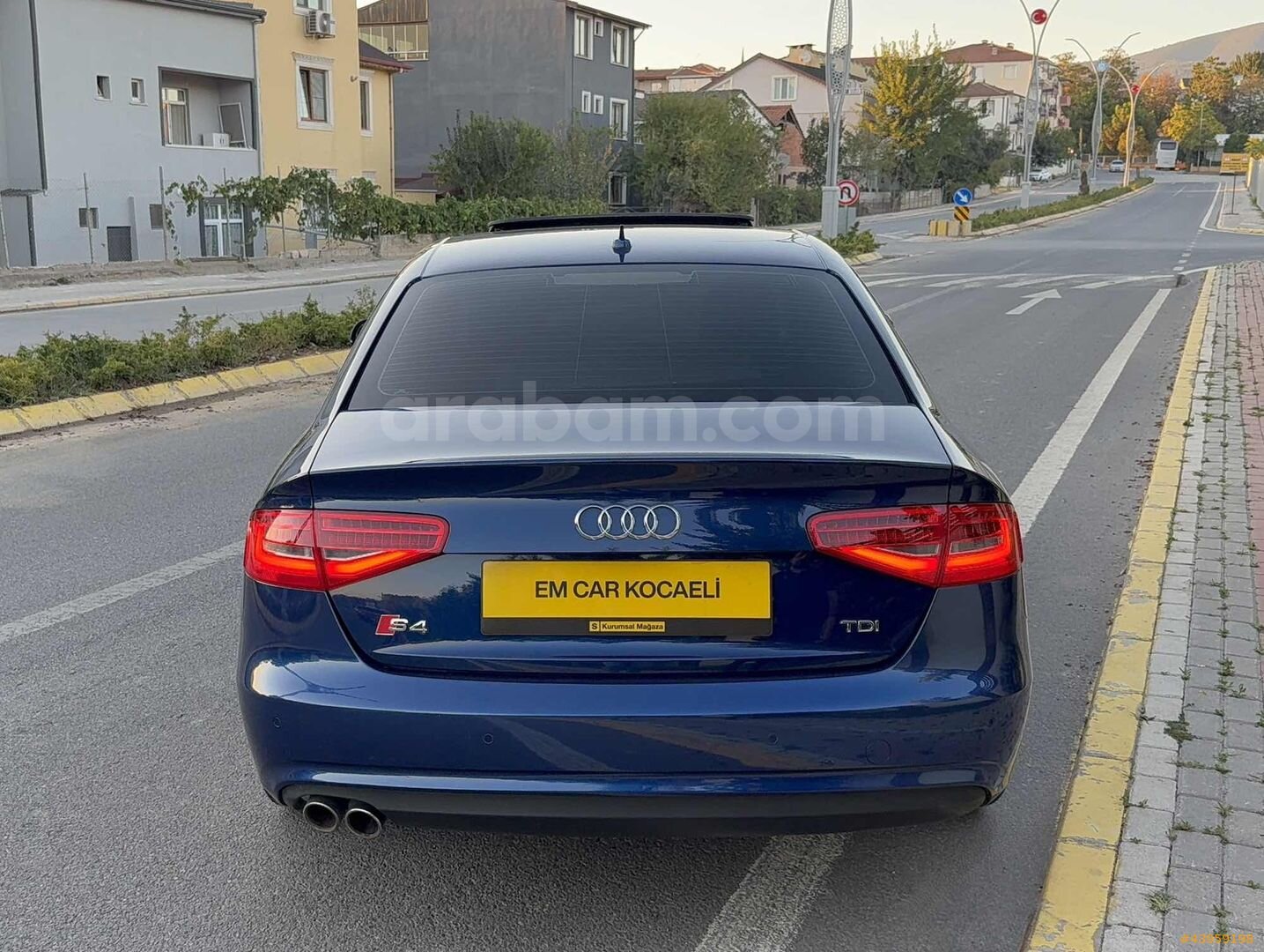 Galeriden Audi A4 Sedan 2.0 TDI 2014 Model Kocaeli 155.000 km Mavi 7
