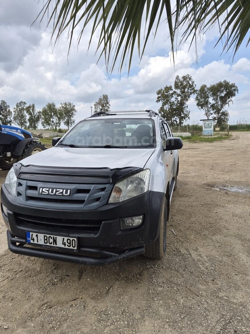 Sahibinden Isuzu D-Max 2.5 4x4 LTD 2017 Model 287.000 km Gri 7