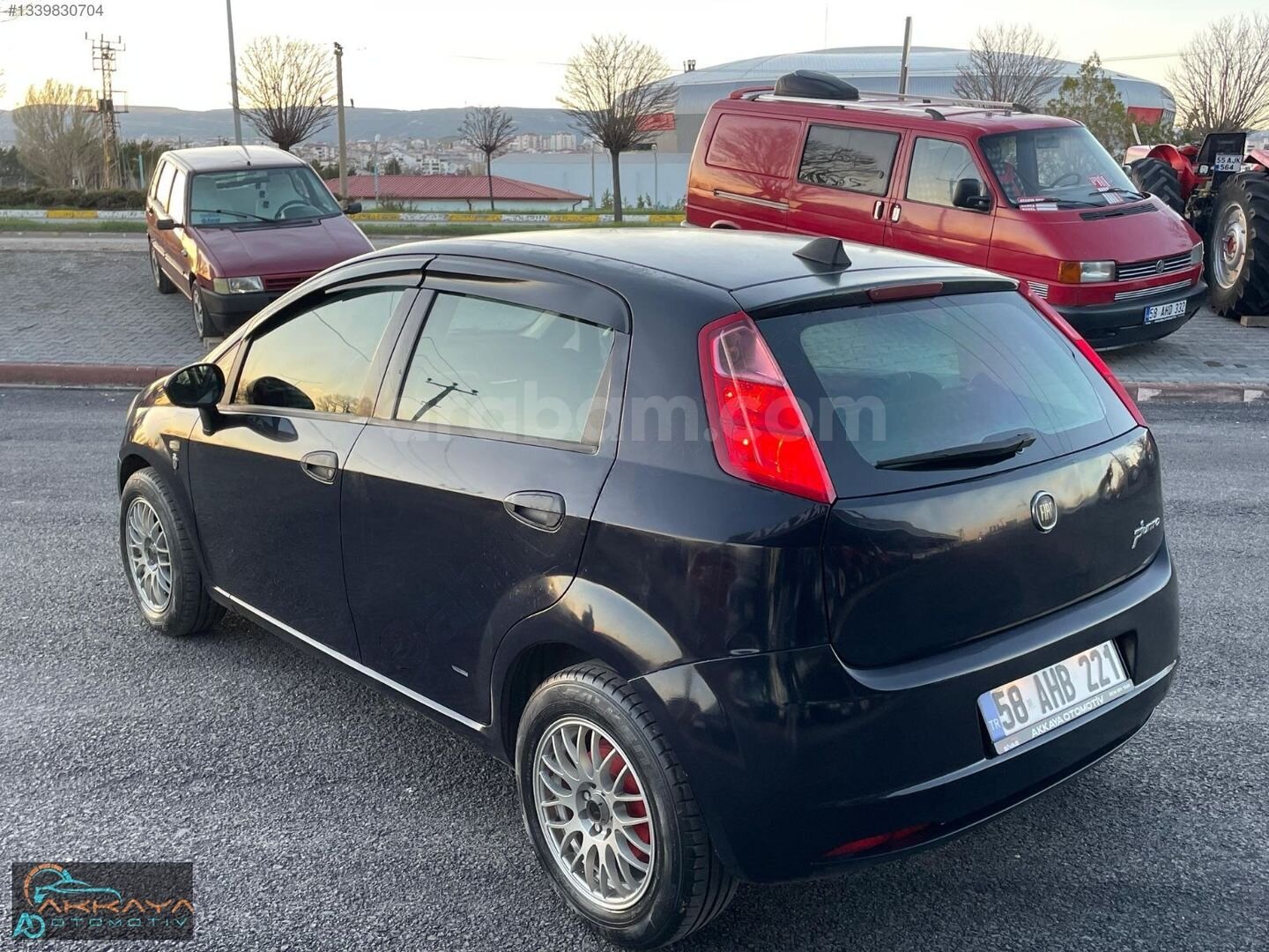 Galeriden Fiat Punto Grande 1.4 Fire Dynamic 2008 Model Sivas 329.000 km Lacivert 6