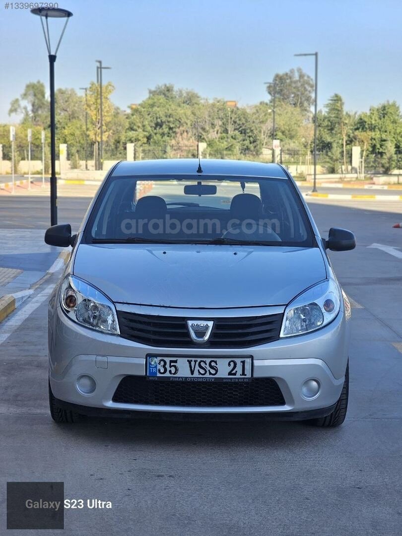2012 MODEL DACİA SANDERO 150000 KM 1