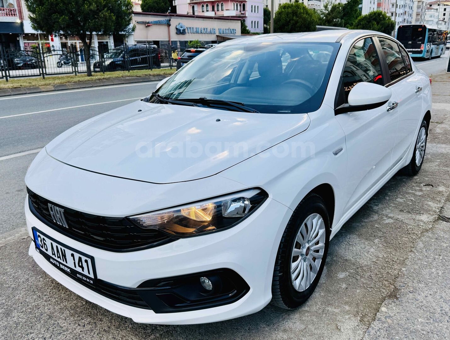 Galeriden Fiat Egea 1.4 Fire Easy 2021 Model Trabzon 81.600 km Beyaz 4