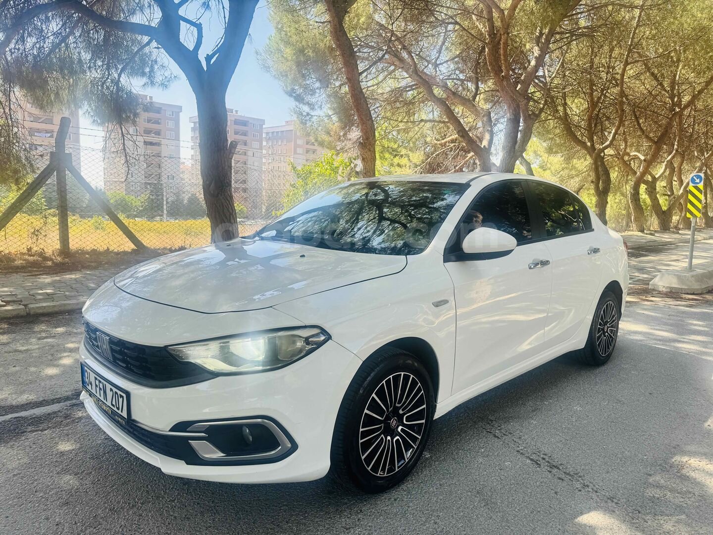 Galeriden Fiat Egea 1.3 Multijet Easy Plus 2022 Model İstanbul 88.600 km Beyaz 5