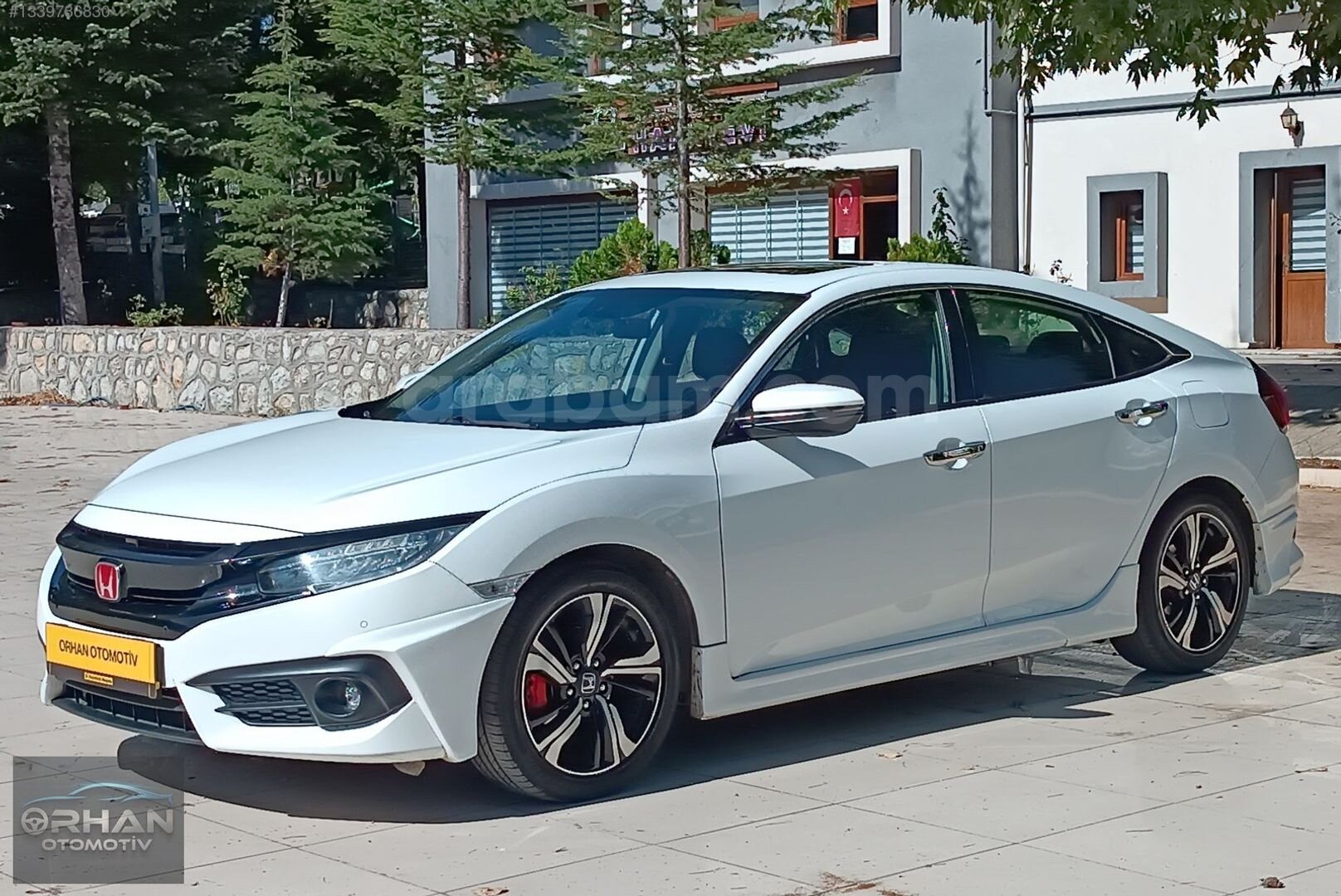 Galeriden Honda Civic 1.5 i-VTEC RS 2017 Model Karabük 130.000 km Beyaz 7
