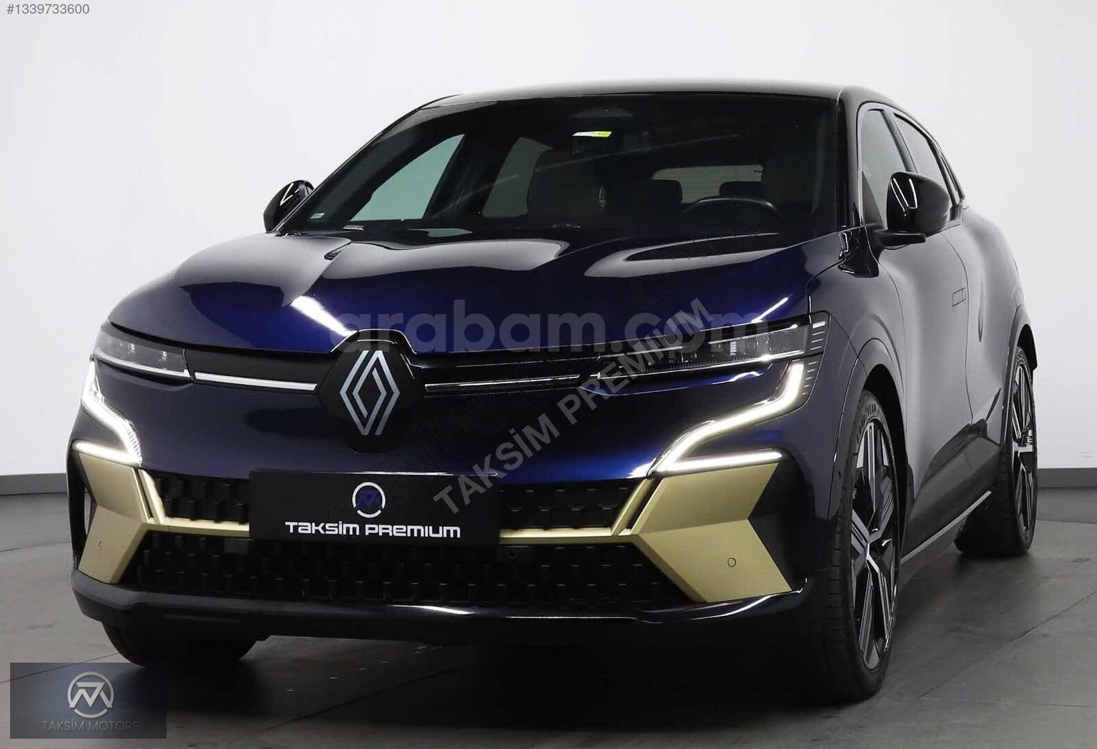 Galeriden Renault Megane E-Tech Iconic 2024 Model İstanbul 32.000 km Lacivert 4
