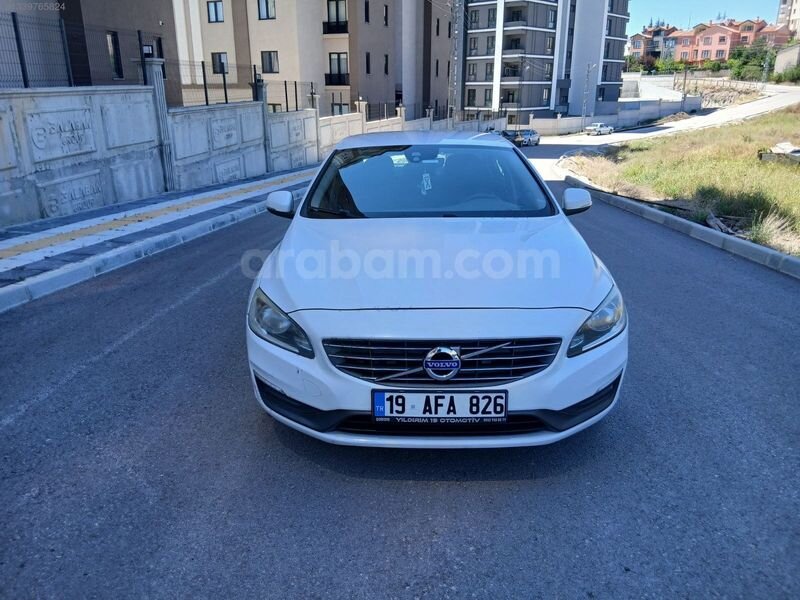 **BAKIMLI VOLVO S60**
