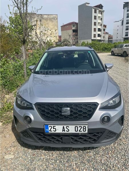Sahibinden Seat Arona 1.0 EcoTSI Style 2024 Model Trabzon 61.000 km Gri (Gümüş)