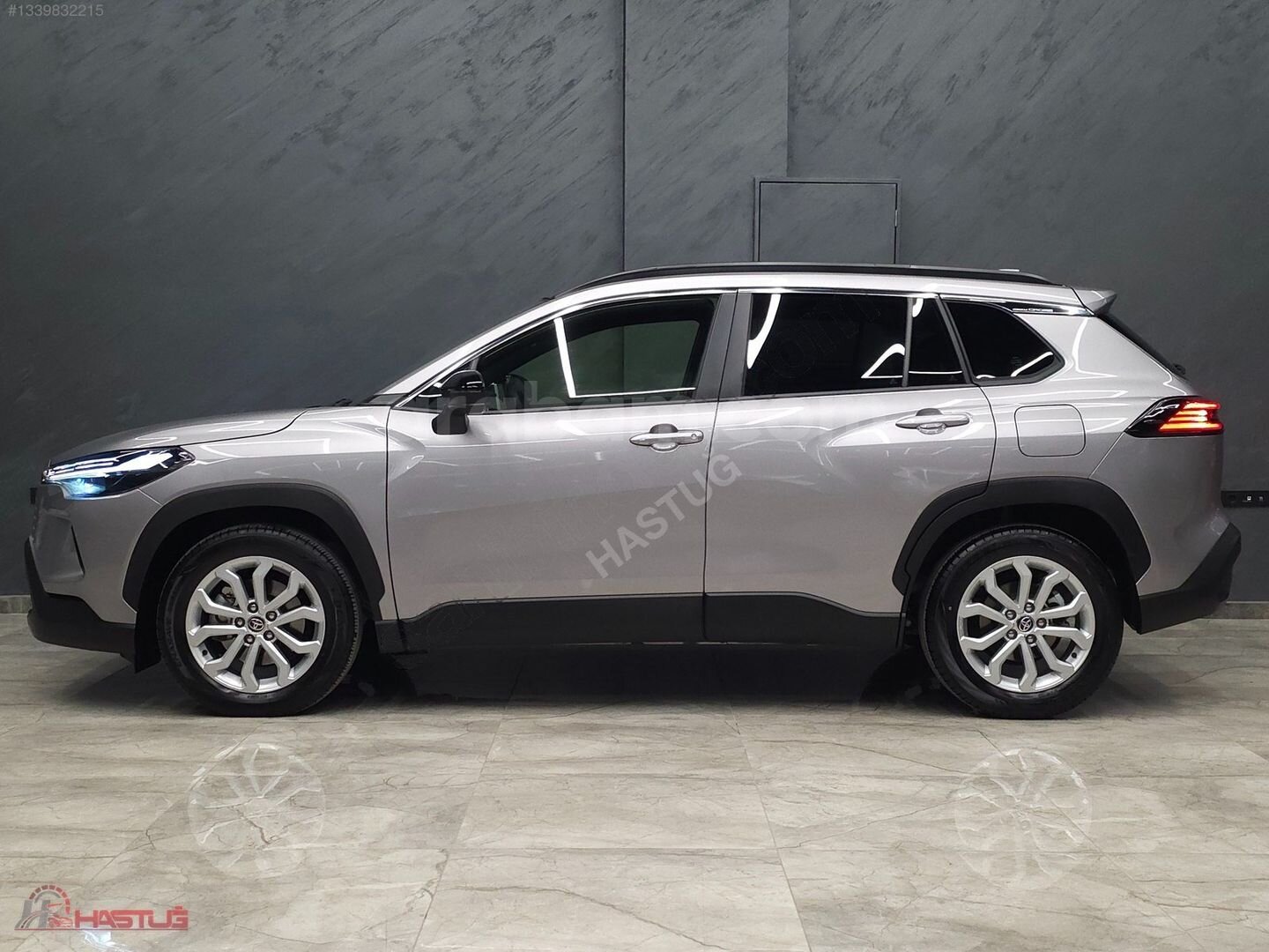 BOYASIZ DEĞİŞENSİZ TRAMERSiZ 2025YENi KASA_COROLLA CROSS PASSiON 3