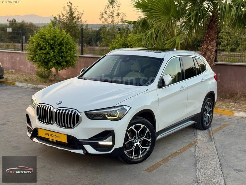 BMW X1 / 110.ooo KM / HATASIZ / BOYASIZ / CAM TVN / ELKTRKLİ BGJ