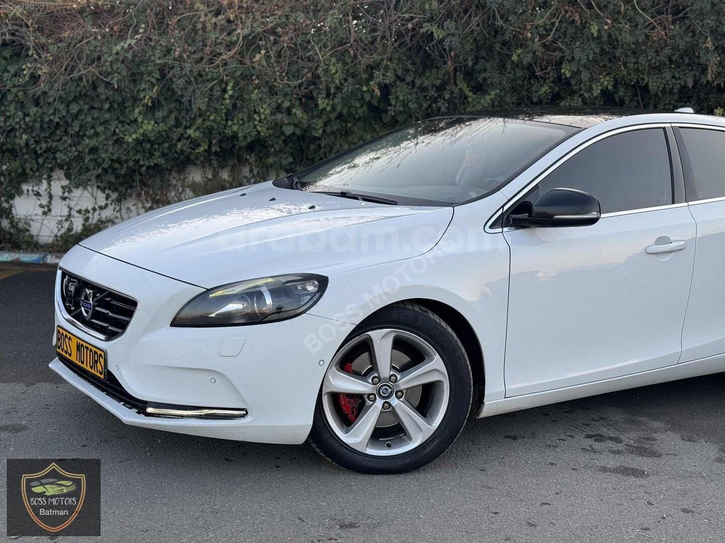 BOSS MOTORS 2014 VOLVO V40 1.6 D ADVANCE CAM TAVAN 215.000 KM 5