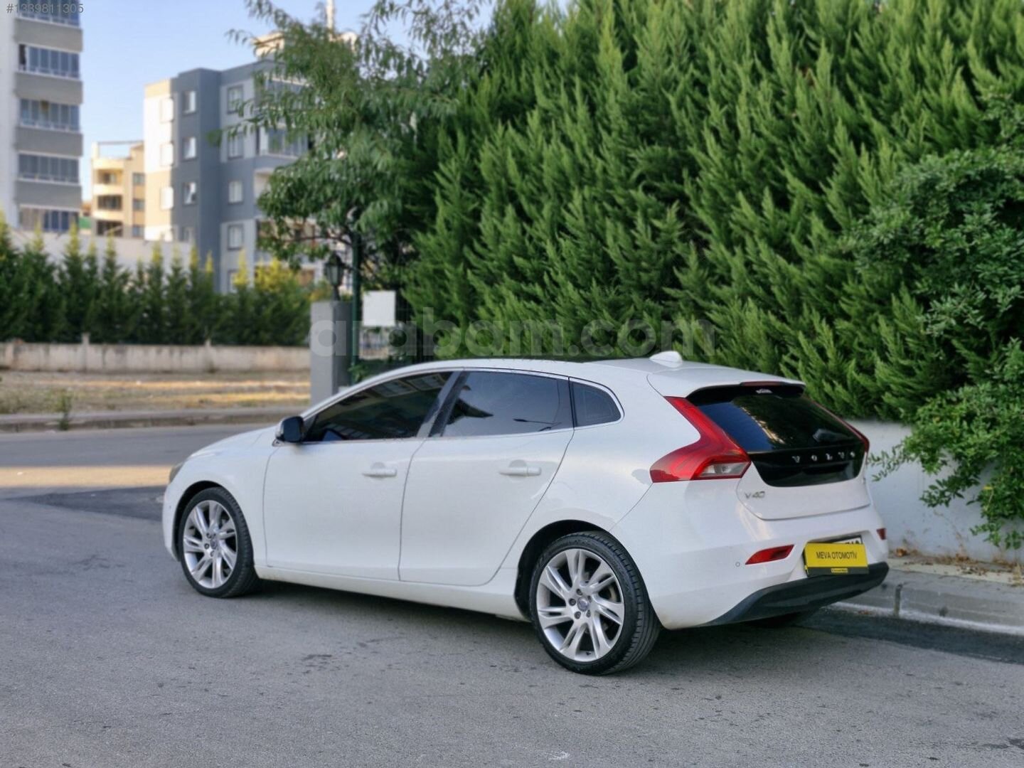 2013 MODEL/VOLVO V40 D2/CAM TAVANLI/TAKAS OLUR 5