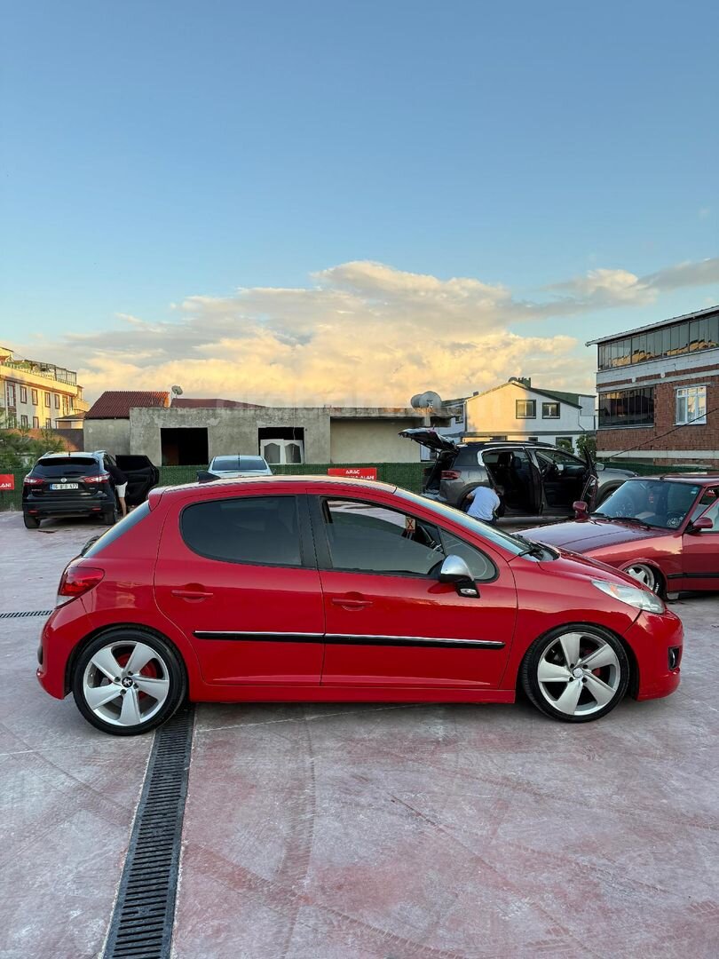 Sahibinden Peugeot 207 1.4 Trendy 2012 Model Kocaeli 155.000 km Kırmızı 5