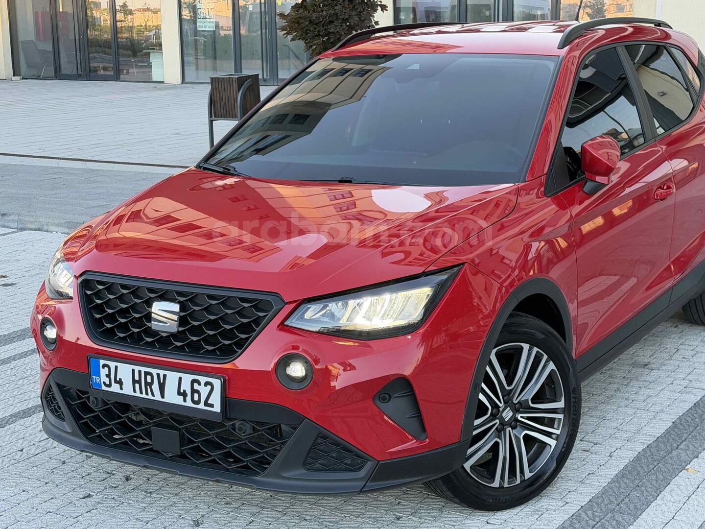 Galeriden Seat Arona 1.0 EcoTSI Style Plus 2023 Model İstanbul 51.000 km Kırmızı 4