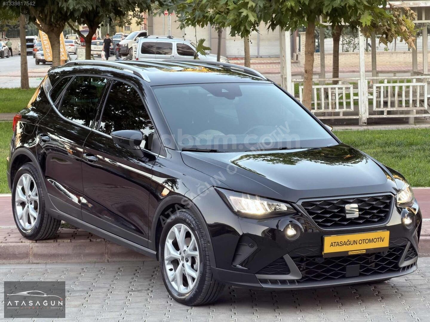 Galeriden Seat Arona 1.0 EcoTSI FR 2024 Model Konya 21.000 km Siyah 4