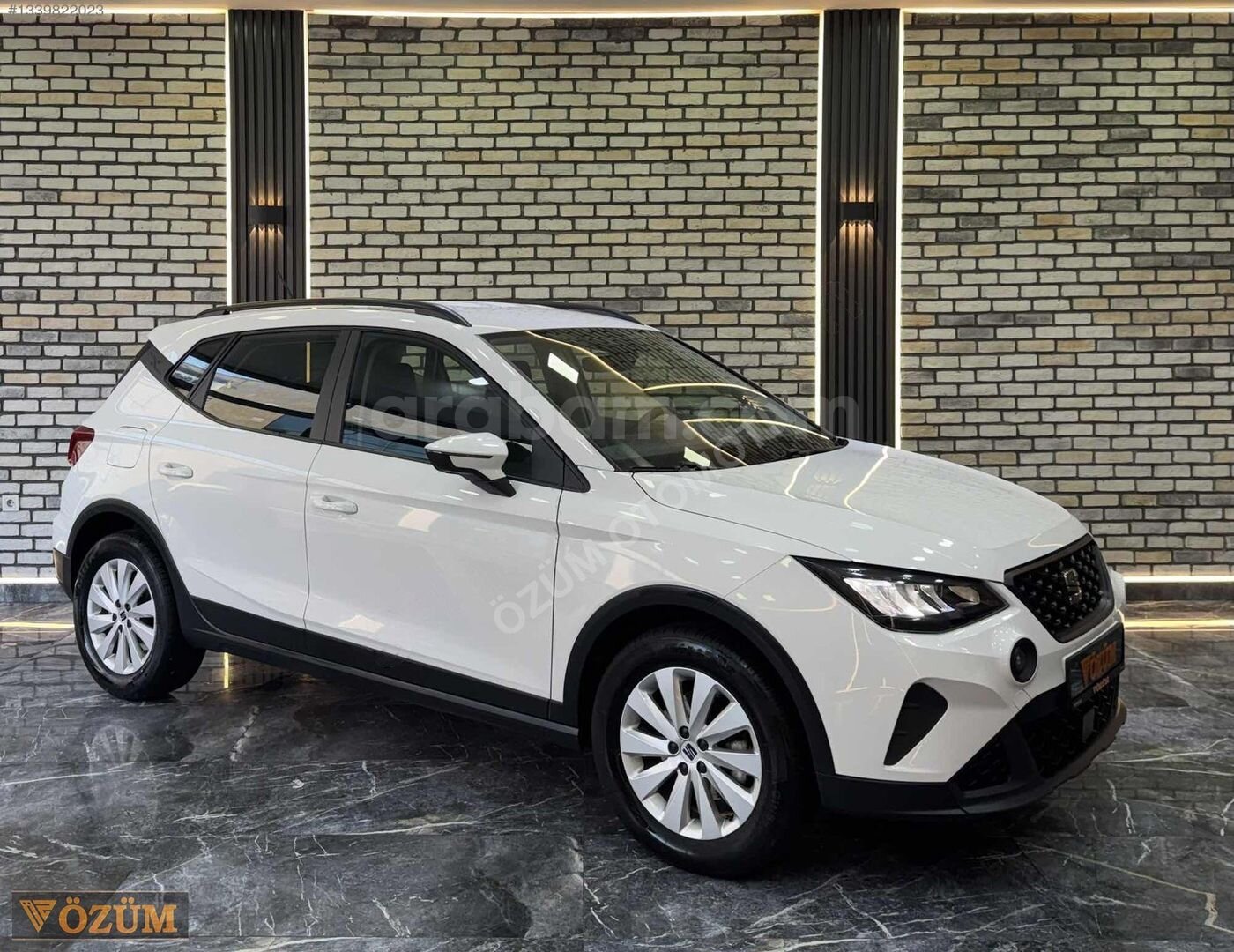Galeriden Seat Arona 1.0 EcoTSI Style 2022 Model Ankara 52.000 km Beyaz 2