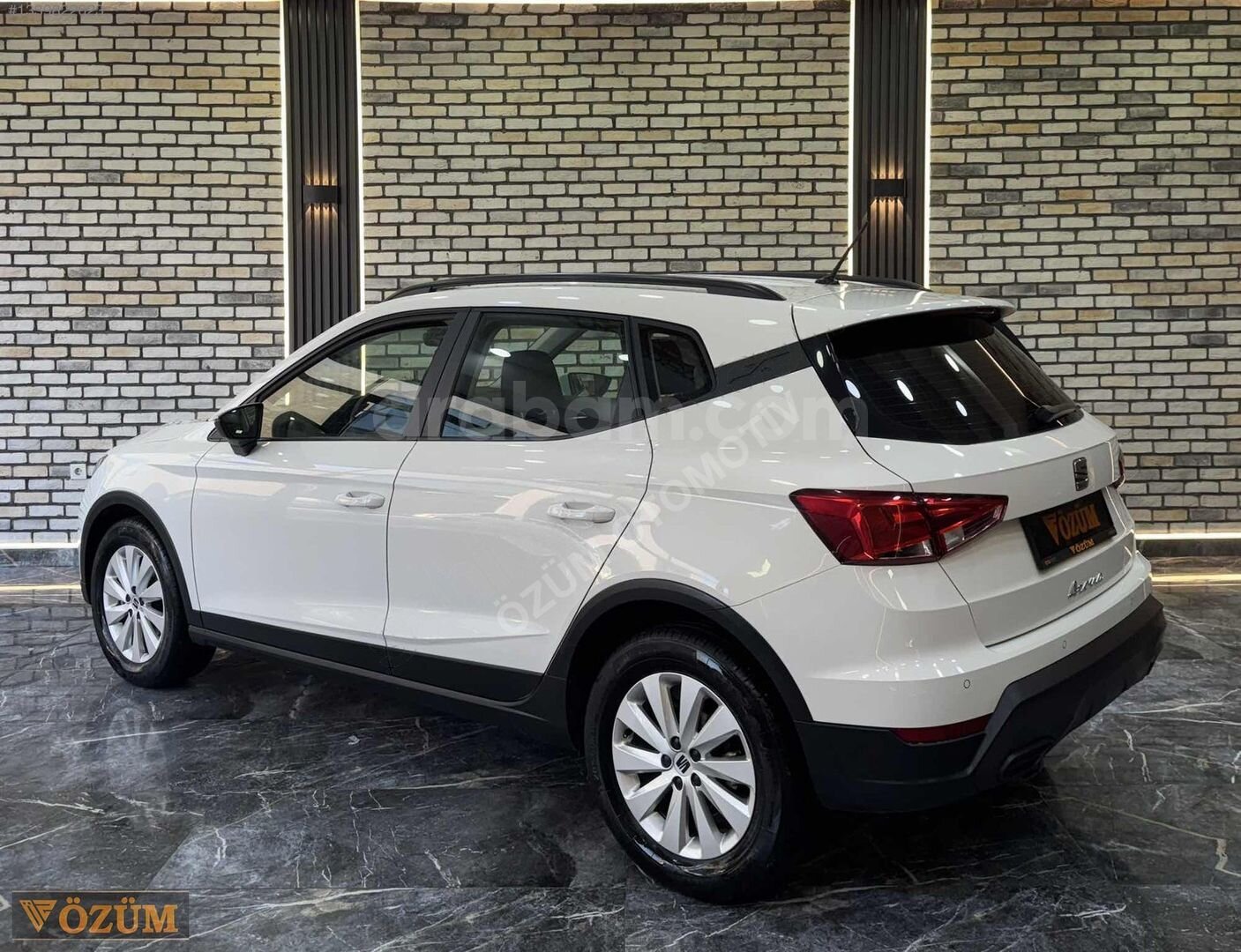 Galeriden Seat Arona 1.0 EcoTSI Style 2022 Model Ankara 52.000 km Beyaz 6