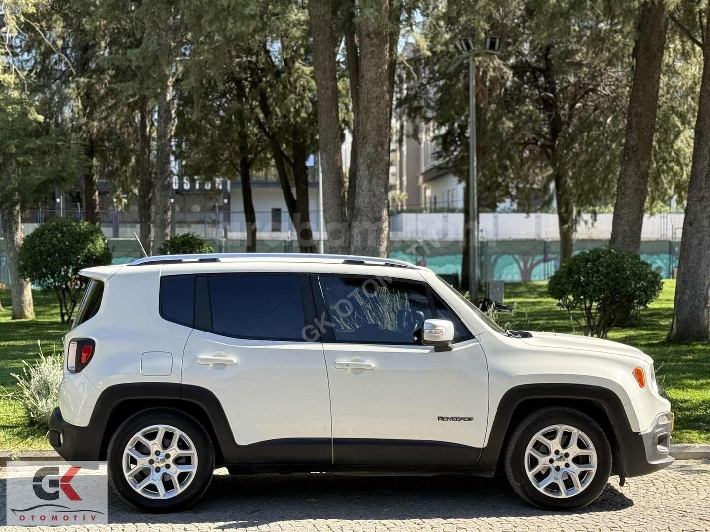 GK OTOMOTİV'DEN 2015MODEL JEEP RENEGADE LİMİTED BOYASIZ DÜŞÜK KM 4