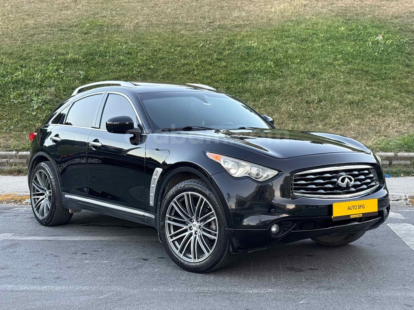 Galeriden Infiniti FX FX35 2009 Model İstanbul 193.500 km Siyah 1
