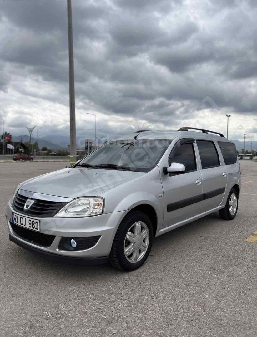 Sahibinden Dacia Logan 1.5 dCi MCV Laureate 2011 Model 1