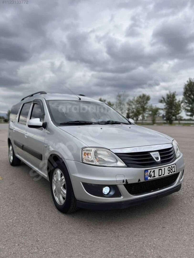 Sahibinden Dacia Logan 1.5 dCi MCV Laureate 2011 Model 2