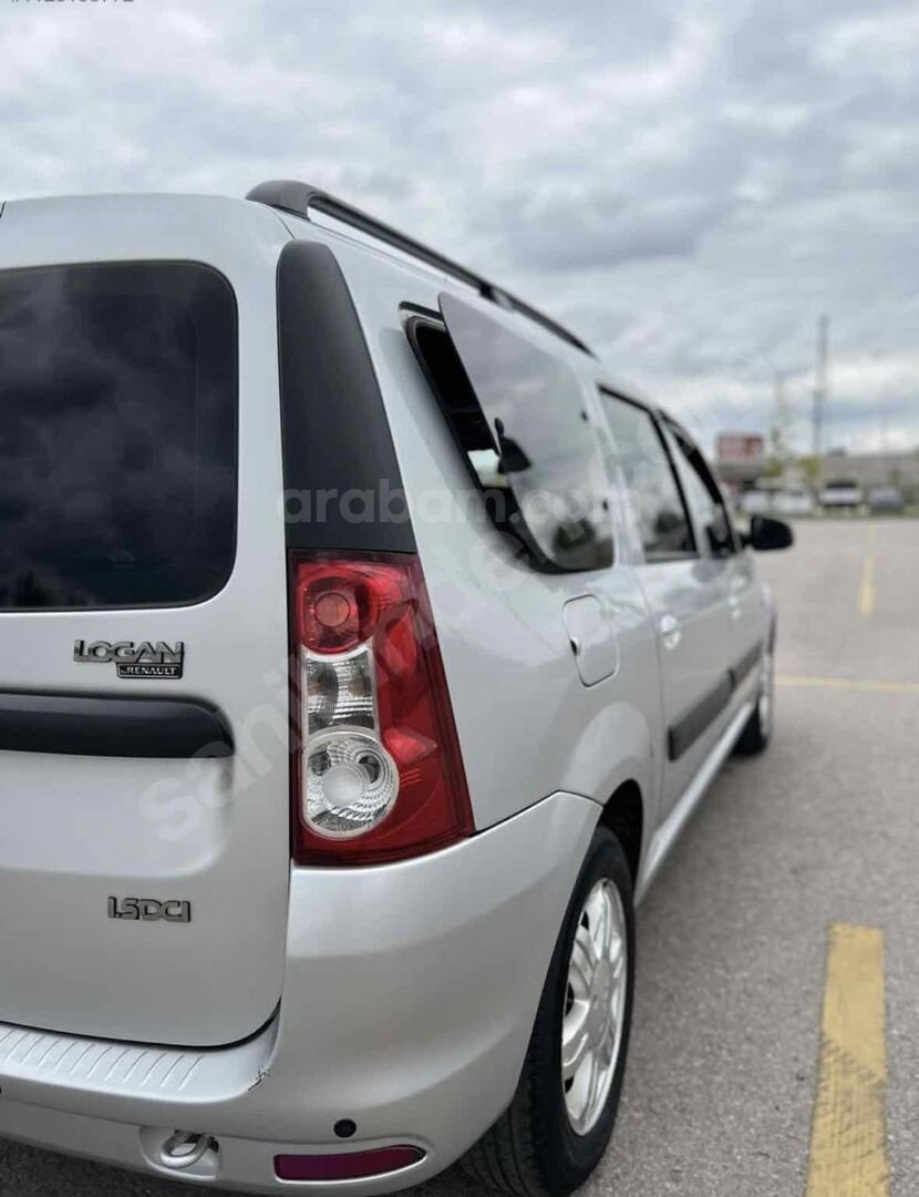 Sahibinden Dacia Logan 1.5 dCi MCV Laureate 2011 Model 4