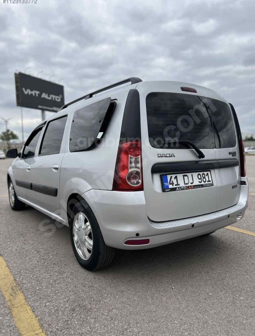 Sahibinden Dacia Logan 1.5 dCi MCV Laureate 2011 Model 3