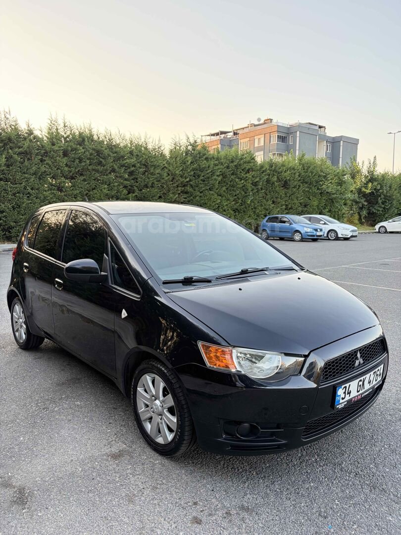 Sahibinden Mitsubishi Colt 1.3 Invite 2010 Model 124000 km Siyah 2