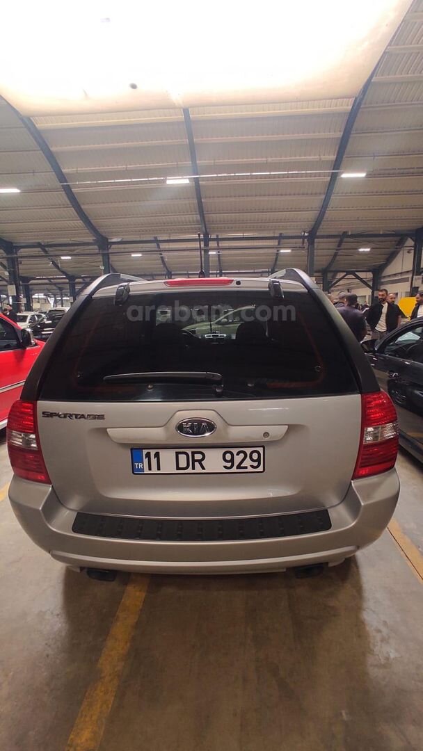 Sahibinden Kia Sportage 2.0 CRDi 4x4 EX 2006 Model 272.000 km Gri 6