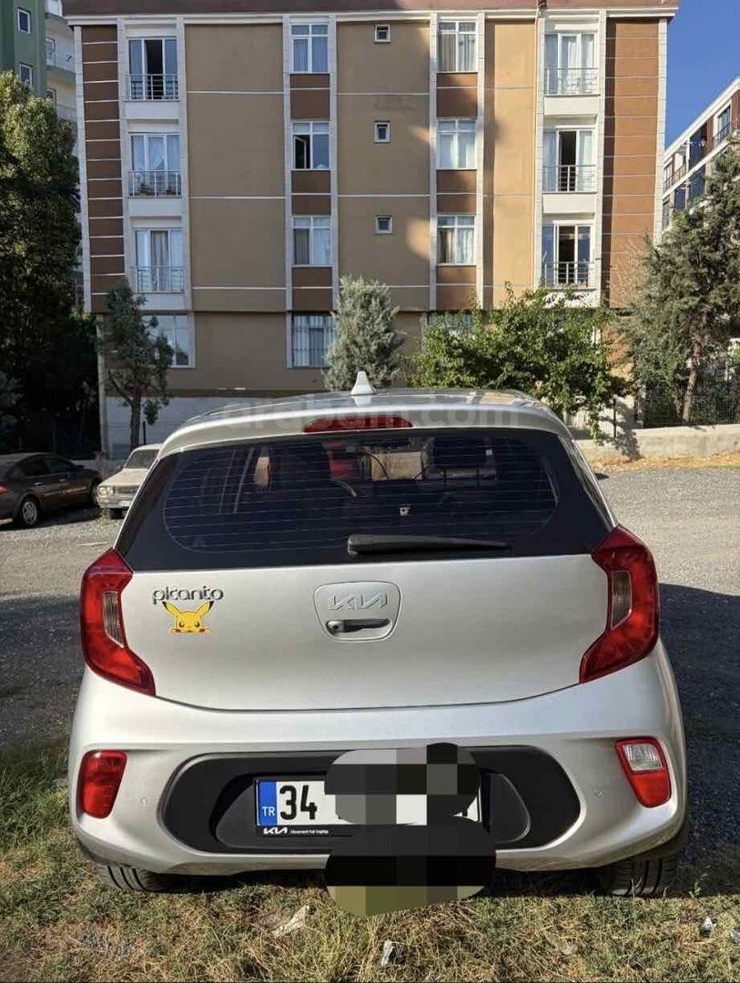 Sahibinden Kia Picanto 1.0 MPI 2023 Model 3