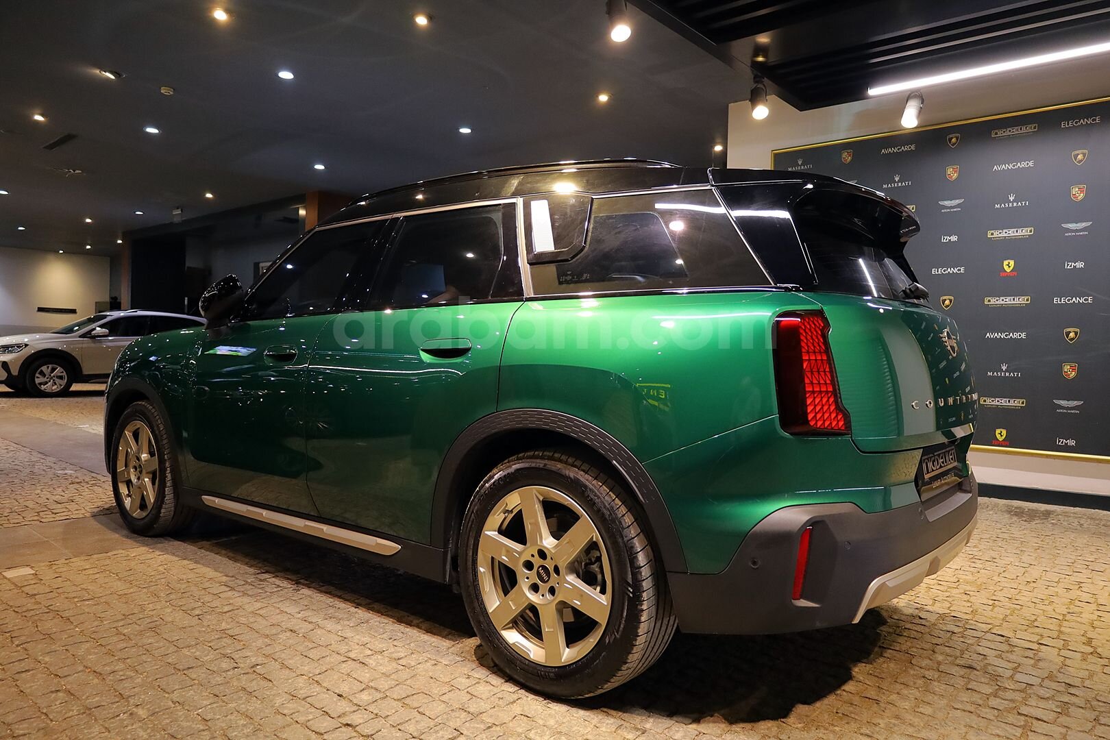 NİĞDELİLER 2026 Mini Cooper Countryman E Favoured /Bayi /7927 6